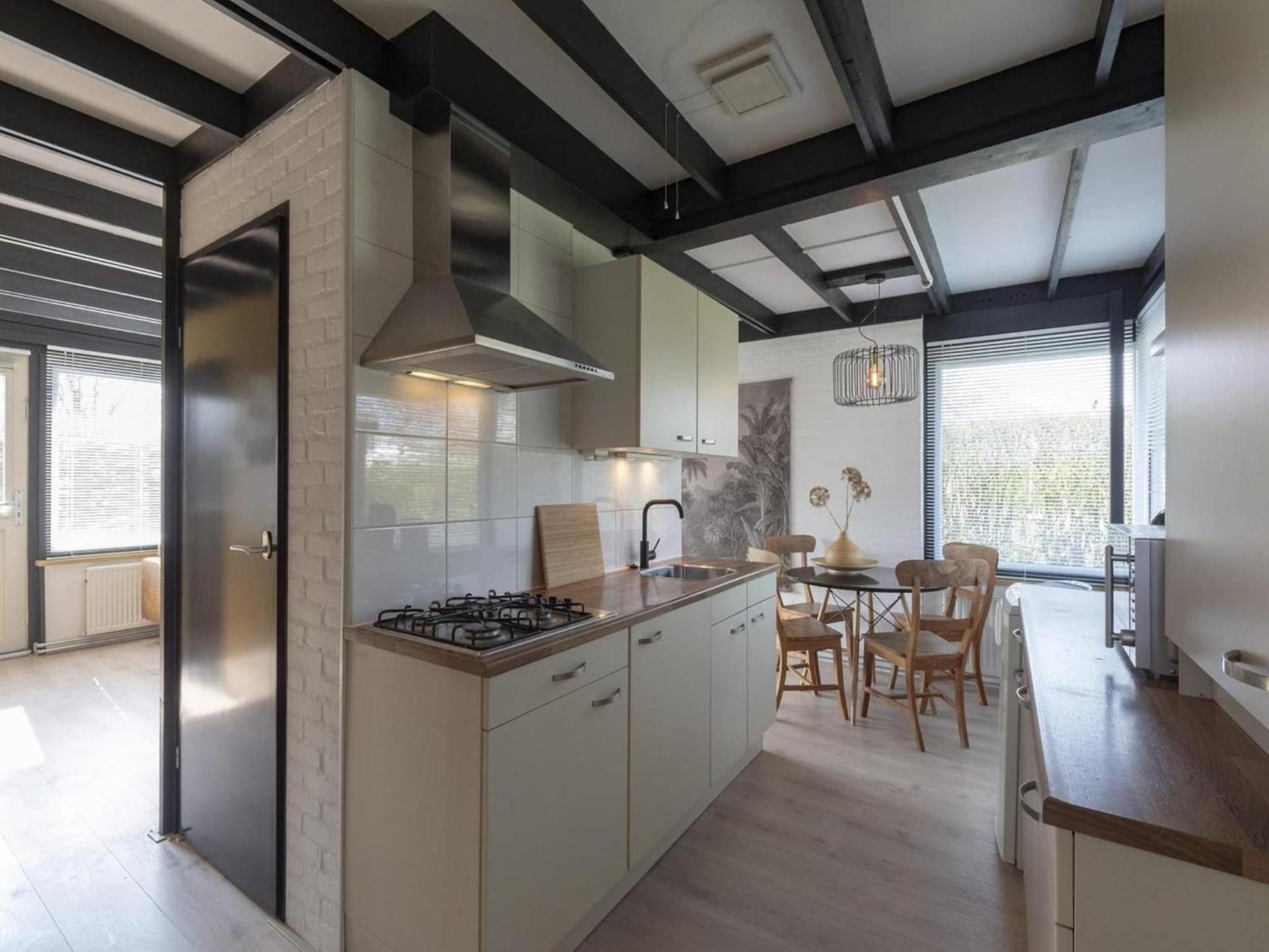 Attractive Bungalow With Modern Furnishings Sint Maartensvlotbrug Eksteriør bilde